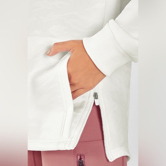 Fabletics Lotta Cocoon Hoodie II - Picture 3 of 7